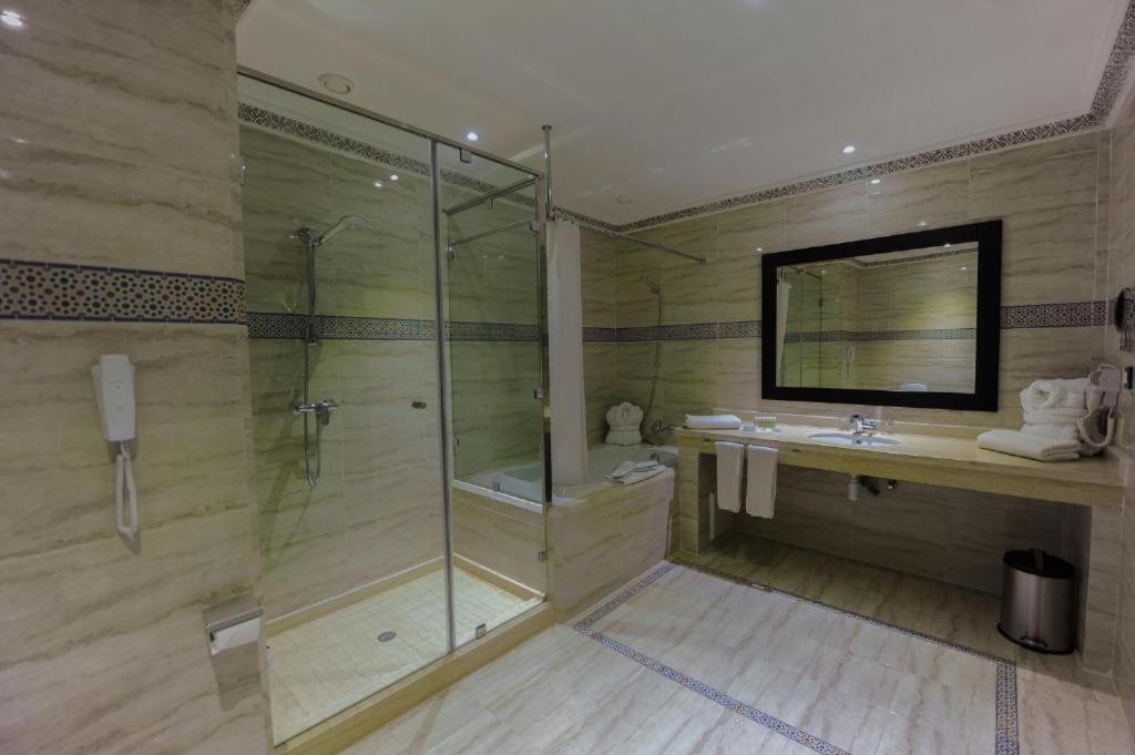 Dwo Marrakech Ennakhil Hotel Marrakesh Ngoại thất bức ảnh